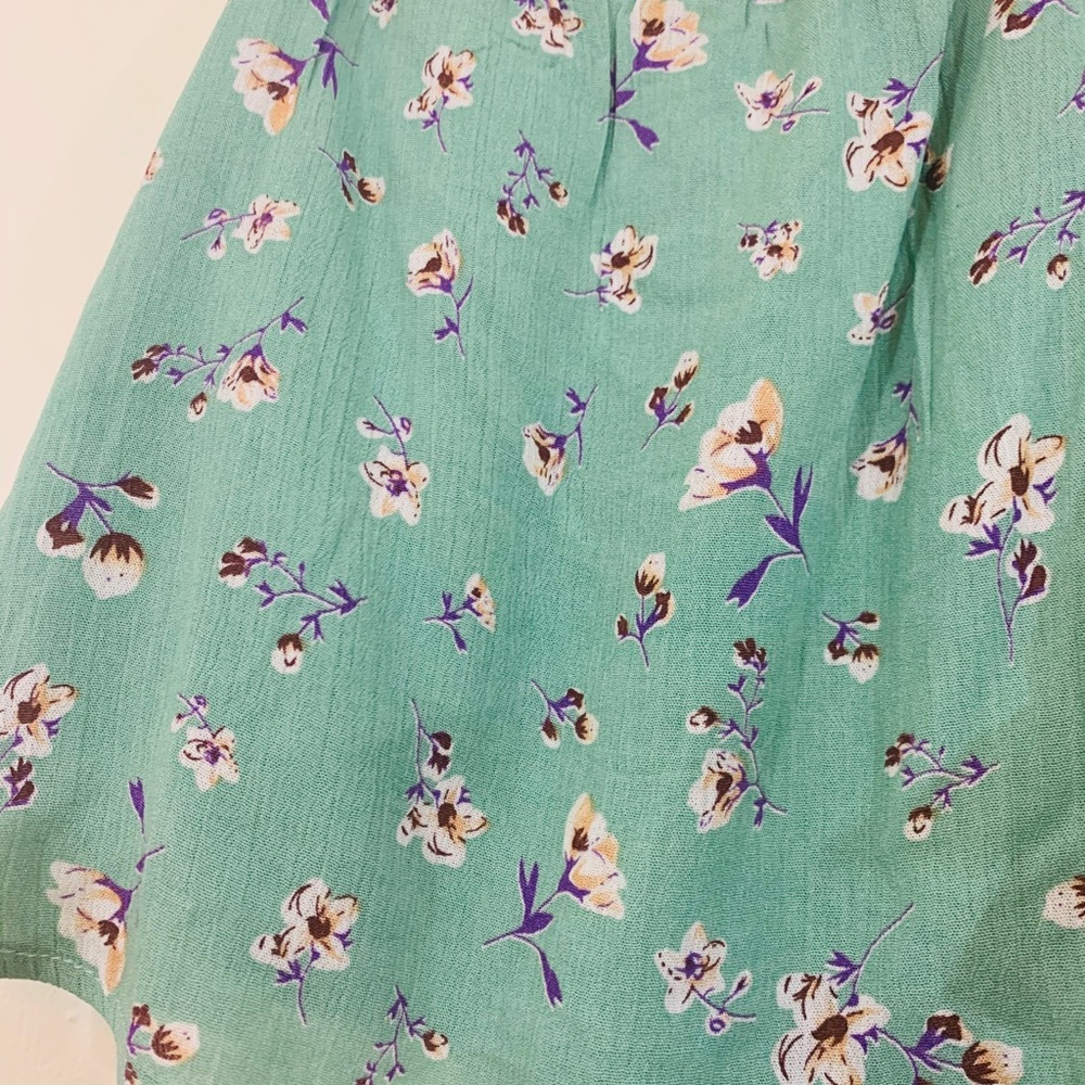 PARADISE | Cute Lined Crop Top -Open back - Picture 3 of 8